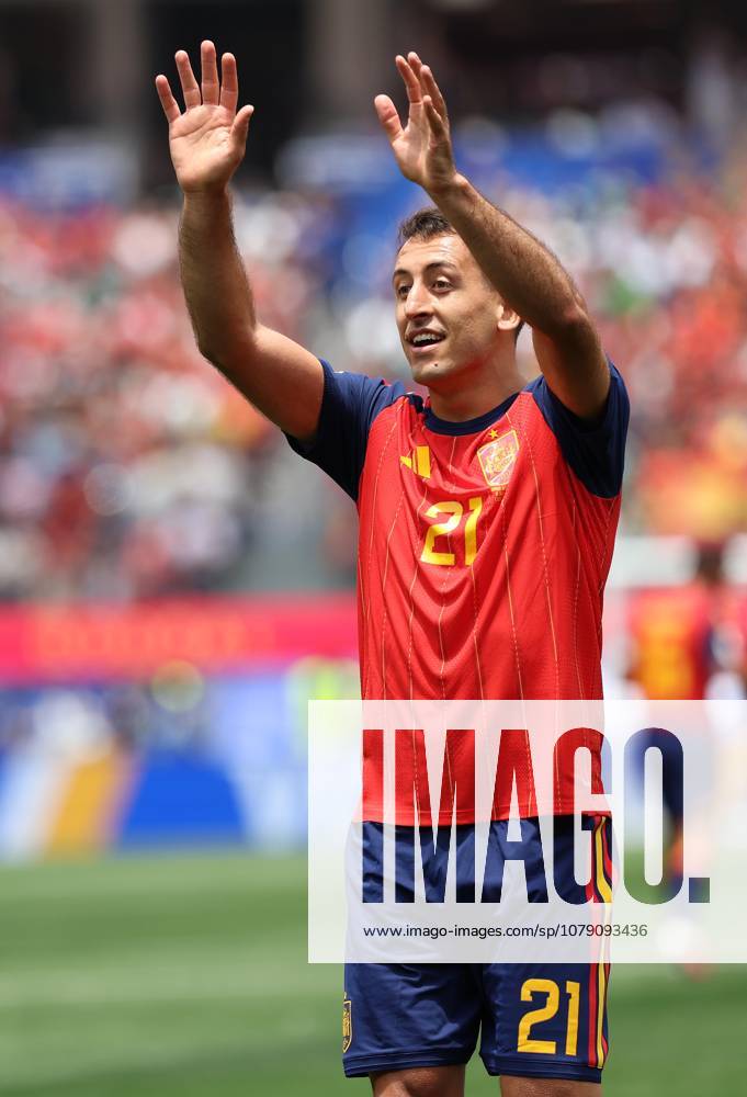 . - Spain v Austria, FIFA World Cup, WM, Weltmeisterschaft, Fussball 2026, Round Of 32, Los Angeles Stadium, Los Angeles, USA, 2nd July 2026. DC Photos Crystal Pix GOAL 1-0, Mikel Oyarzabal of Spain national team, Nationalteam goal celebration after scoring a goal to put Spain 1-0 ahead against Austria. - Spain v Austria, FIFA World Cup 2026, Round Of 32, Los Angeles Stadium, Los Angeles, USA, 2nd July 2026. DC Photos Crystal Pix Los Angeles Los Angeles Stadium United States Of America