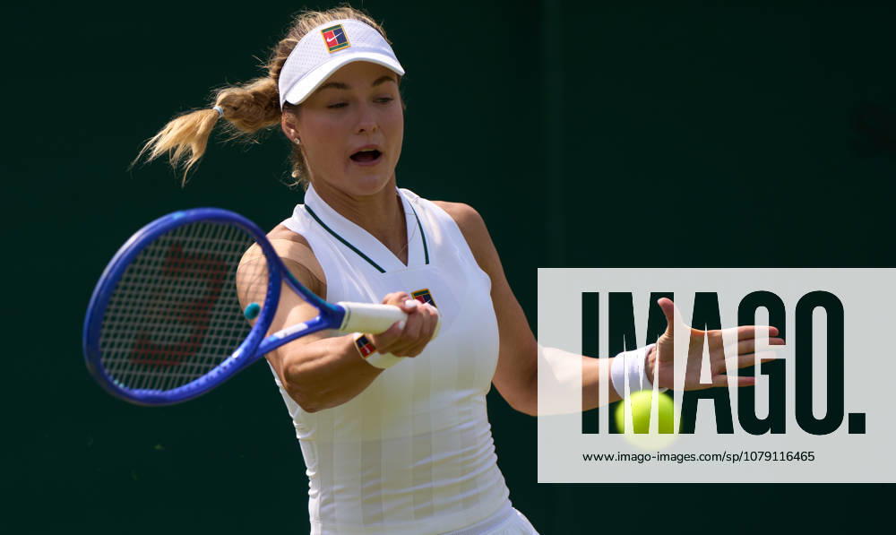 2026 Wimbledon, July 03, Day 5 LONDON, - JULY 3: Anna Kalinskaya plays a shot against Belinda Bencic of Switzerland during their third round match at 2026 Wimbledon, July 03, Day 5 at The all England club, Wimbledon on July 3, 2026 in London, GBR. London The all England club, Wimbledon GBR