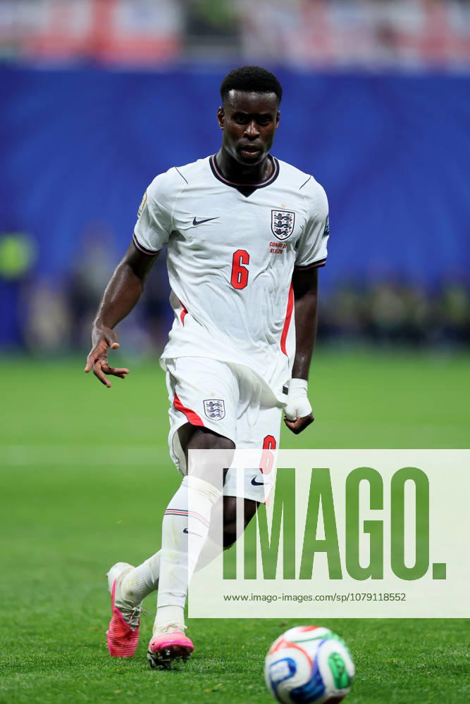 England v Congo DR: Round Of 32 - FIFA World Cup, WM, Weltmeisterschaft, Fussball 2026 Marc Guehi of England on the ball during the FIFA World Cup 2026 Round Of 32 match between England and Congo DR at Atlanta Stadium on July 1, 2026 in Atlanta, United States. Atlanta Atlanta Stadium GA United States