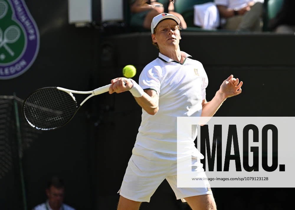 The Championships Wimbledon 2026 The Championships Wimbledon 2026 Day 5 03 .07 2026 Jannik Sinner (ITA) wins second round match Photo:- Roger Parker International Sports Fotos Ltd London UK