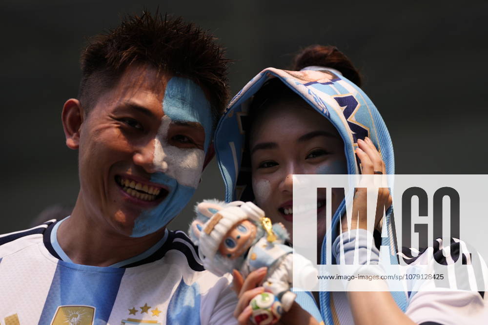 Argentina v Cape Verde - FIFA World Cup, WM, Weltmeisterschaft, Fussball 2026 - Round of 32 FLORIDA, USA - JULY 03: Fans gather prior the 2026 FIFA World Cup Round of 32 match between Argentina and Cape Verde at the Hard Rock Stadium (Miami Stadium) in Miami Gardens, Florida, United States on July 03, 2026. Jose Hernandez Anadolu Florida United States. Editorial use only. Please get in touch for any other usage.