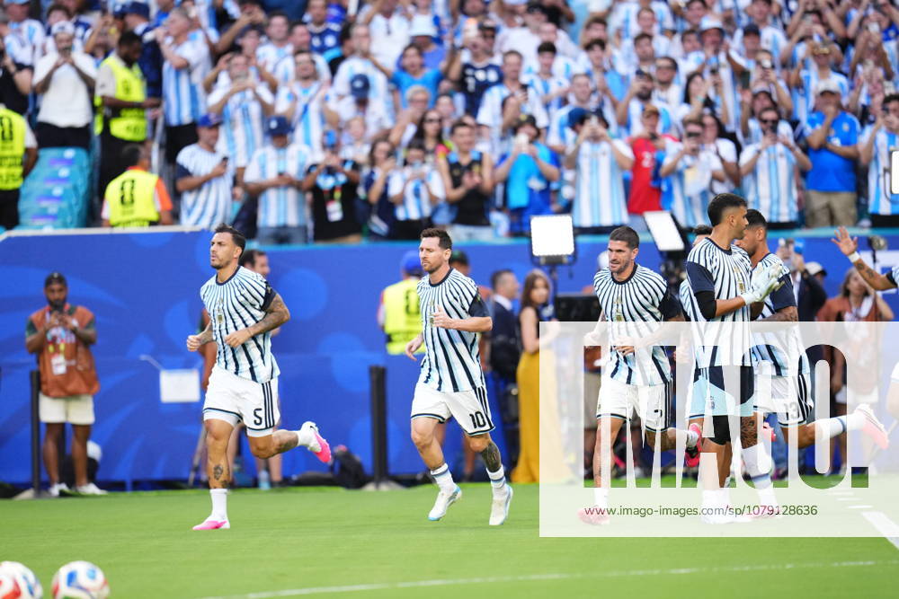 Argentina v Cape Verde - FIFA World Cup, WM, Weltmeisterschaft, Fussball 2026 - Round of 32 FLORIDA, USA - JULY 03: Lionel Messi of Argentina warms up prior the 2026 FIFA World Cup Round of 32 match between Argentina and Cape Verde at the Hard Rock Stadium (Miami Stadium) in Miami Gardens, Florida, United States on July 03, 2026. Jose Hernandez Anadolu Texas United States. Editorial use only. Please get in touch for any other usage.