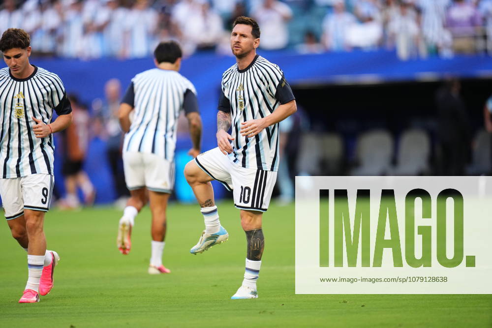 Argentina v Cape Verde - FIFA World Cup, WM, Weltmeisterschaft, Fussball 2026 - Round of 32 FLORIDA, USA - JULY 03: Lionel Messi of Argentina warms up prior the 2026 FIFA World Cup Round of 32 match between Argentina and Cape Verde at the Hard Rock Stadium (Miami Stadium) in Miami Gardens, Florida, United States on July 03, 2026. Jose Hernandez Anadolu Texas United States. Editorial use only. Please get in touch for any other usage.