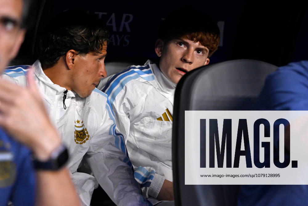 2026-07-03 Argentina v Cabo Verde - Round Of 32 - FIFA World Cup, WM, Weltmeisterschaft, Fussball 2026 MIAMI GARDENS, UNITED STATES - JULY 3: Giuliano Simeone of Argentina, Valentin Barco of Argentina during the Round Of 32 - FIFA World Cup 2026 match between Argentina and Cabo Verde at Miami Stadium on July 3, 2026 in Miami Gardens, Florida. (Photo by Pablo Morano BSR Agency) Miami Gardens United States Content not available for redistribution in The Netherlands directly or indirectly through any third parties.