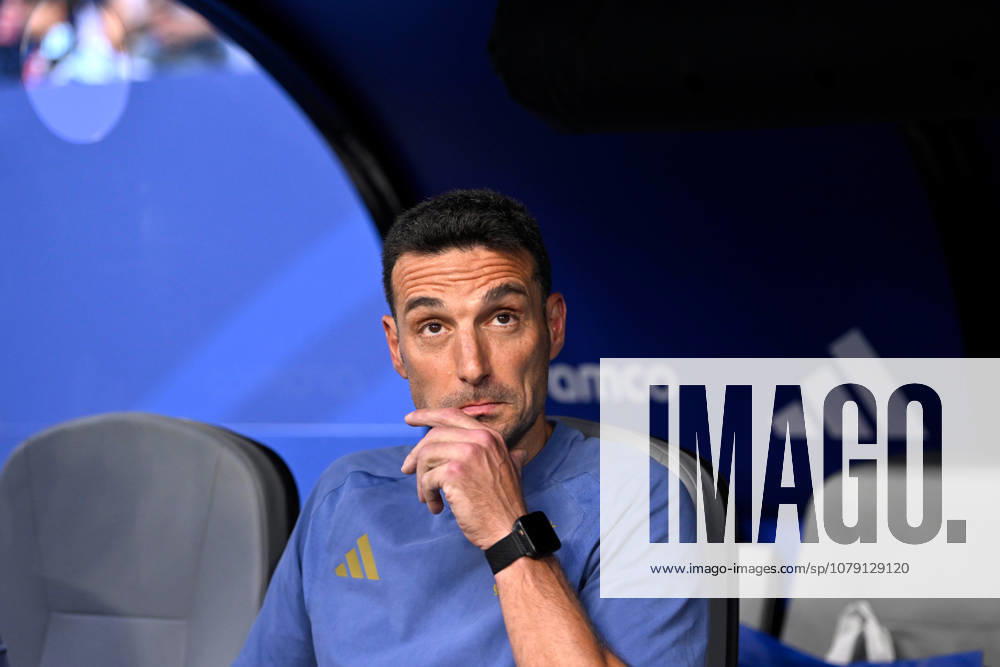 2026-07-04 Argentina v Cabo Verde - Round Of 32 - FIFA World Cup, WM, Weltmeisterschaft, Fussball 2026 MIAMI GARDENS, UNITED STATES - JULY 3: coach Lionel Scaloni of Argentina during the Round Of 32 - FIFA World Cup 2026 match between Argentina and Cabo Verde at Miami Stadium on July 3, 2026 in Miami Gardens, Florida. (Photo by Pablo Morano BSR Agency) Miami Gardens United States Content not available for redistribution in The Netherlands directly or indirectly through any third parties.