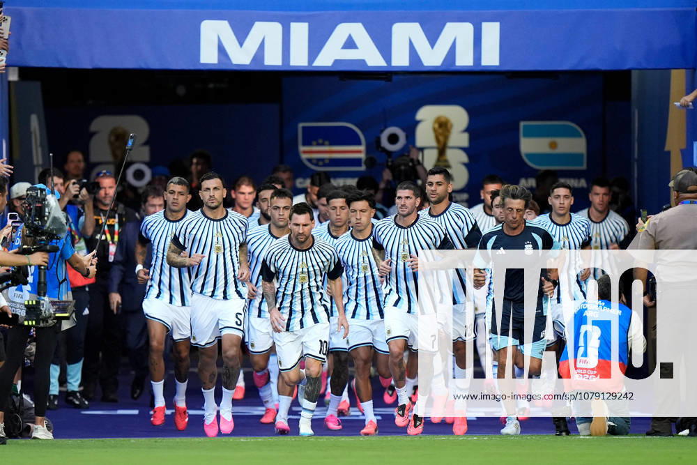 2026-07-04 Argentina v Cabo Verde - Round Of 32 - FIFA World Cup, WM, Weltmeisterschaft, Fussball 2026 MIAMI GARDENS, UNITED STATES - JULY 3: Lionel Messi of Argentina during the Round Of 32 - FIFA World Cup 2026 match between Argentina and Cabo Verde at Miami Stadium on July 3, 2026 in Miami Gardens, Florida. (Photo by Pablo Morano BSR Agency) Miami Gardens United States Content not available for redistribution in The Netherlands directly or indirectly through any third parties.