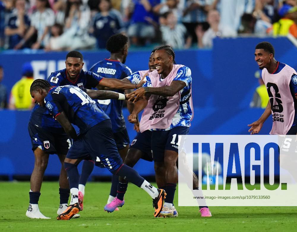 Argentina v Cape Verde - FIFA World Cup, WM, Weltmeisterschaft, Fussball 2026 - Round of 32 FLORIDA, USA - JULY 03: Sidny Lopes Cabral of Cabo Verde celebrates after scoring his team s second goal with teammates during the 2026 FIFA World Cup Round of 32 match between Argentina and Cape Verde at the Hard Rock Stadium (Miami Stadium) in Miami Gardens, Florida, United States on July 03, 2026. Jose Hernandez Anadolu Florida United States. Editorial use only. Please get in touch for any other usage.