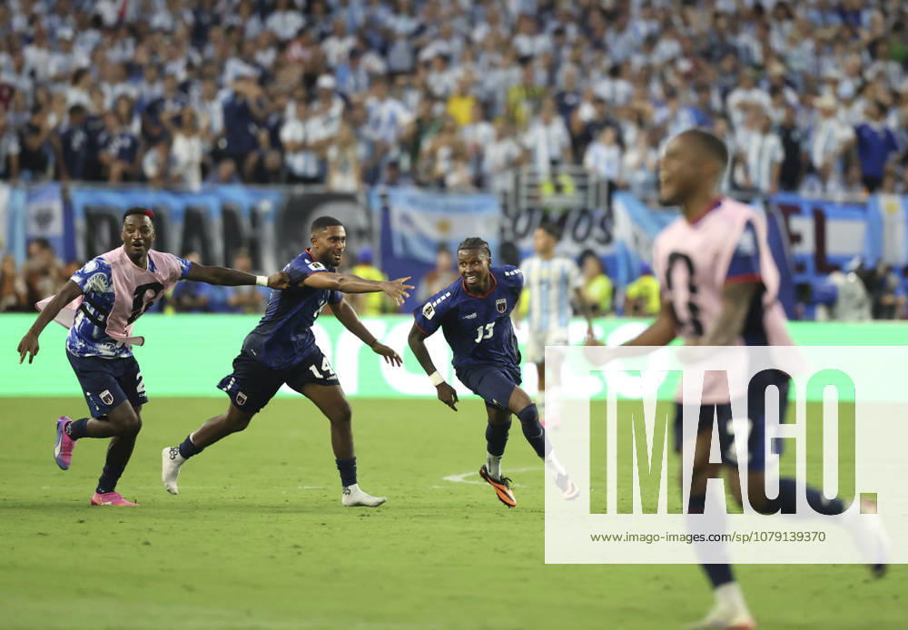 (260704) -- MIAMI, July 4, 2026 -- Sidny Lopes Cabral (No.13) of Cabo Verde celebrates scoring in the extra time during the round of 32 match between Argentina and Cabo Verde at the 2026 FIFA World Cup, WM, Weltmeisterschaft, Fussball at Miami Stadium, Miami, the United States, July 3, 2026. ) (SP)U.S.-MIAMI-FOOTBALL-FIFA WORLD CUP-ROUND OF 32-ARGENTINA VS CABO VERDE ZhangxChen