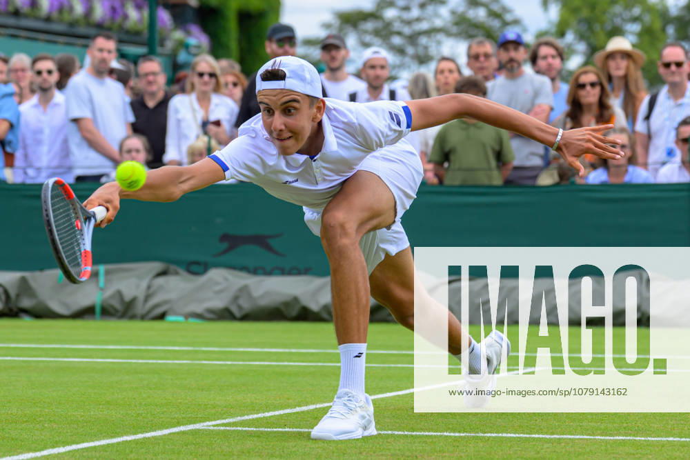 Day Six: The Championships - Wimbledon 2026 LONDON, ENGLAND JULY 04 - Vincent Fletcher of Great Britain during Boy?s Single First Round against Luis Guto Miguel of Brazil at The Wimbledon Lawn Tennis Championship at Wimbledon on July 04, 2026 in London, England. (Photo by Keeran Marquis)