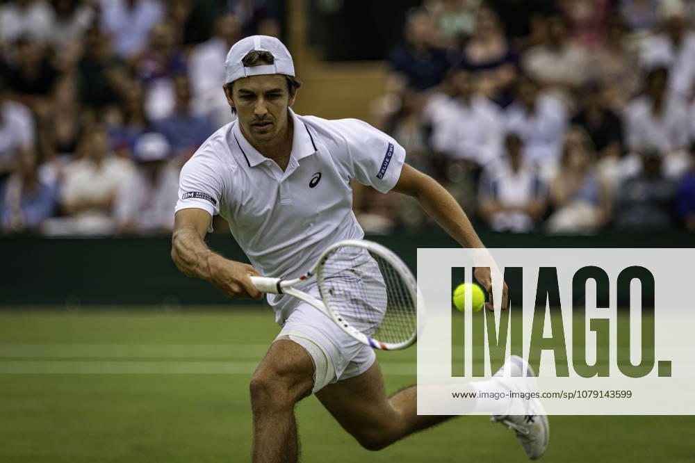 4th July 2026; All England Lawn Tennis and Croquet Club, London, England; Wimbledon Tennis Tournament, Day Six; Zachary Svajda (USA) plays a forehand in his third round match against Alex De Minaur (AUS) GodfreyxPitt