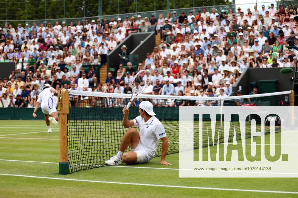 Zachary Svajda and Alex De Minaur during their third round match Wimbledon Tennis Championships, Day 6, The All England Lawn Tennis and Croquet Club, London, UK - 04 Jul 2026London The All England Lawn Tennis and United Kingdom