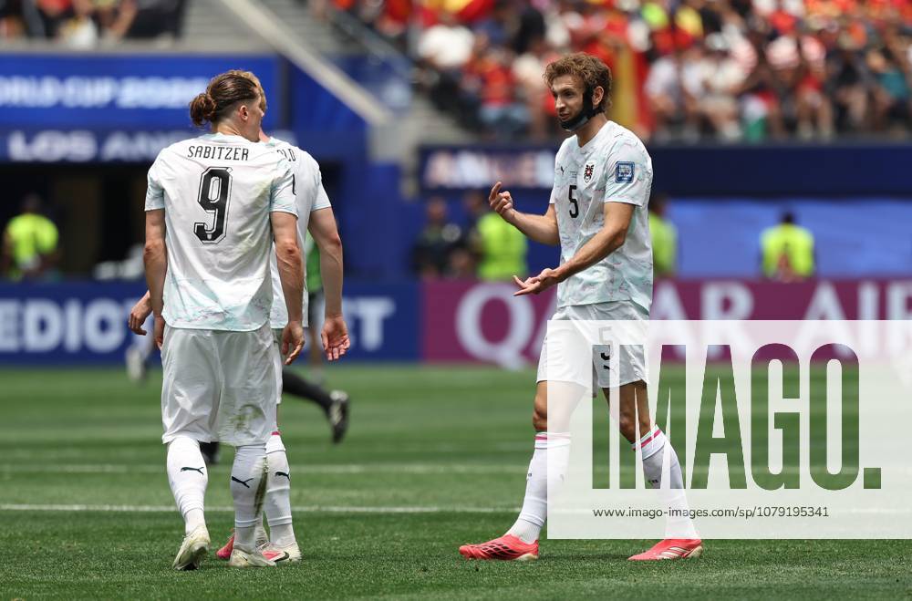 . - Spain v Austria, FIFA World Cup, WM, Weltmeisterschaft, Fussball 2026, Round Of 32, Los Angeles Stadium, Los Angeles, USA, 2nd July 2026. DC Photos Crystal Pix Stefan Posch of Austria national team, Nationalteam & Marcel Sabitzer of Austria national team looks disappointed & dejected. - Spain v Austria, FIFA World Cup 2026, Round Of 32, Los Angeles Stadium, Los Angeles, USA, 2nd July 2026. DC Photos Crystal Pix Los Angeles Los Angeles Stadium United States Of America