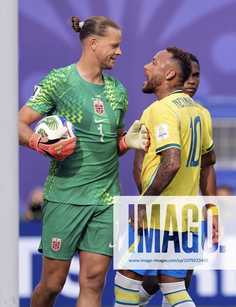 (260706) -- NEW JERSEY, July 6, 2026 -- Orjan Nyland (L), goalkeeper of Norway, interacts with Neymar of Brazil after Neymar s scoring from a penalty spot during the round of 16 match between Brazil and Norway at the 2026 FIFA World Cup, WM, Weltmeisterschaft, Fussball at the New York New Jersey Stadium, the United States, July 5, 2026. ) (SP)U.S.-NEW JERSEY-FOOTBALL-FIFA WORLD CUP-ROUND OF 16-BRA VS NOR LuixSiuxWai