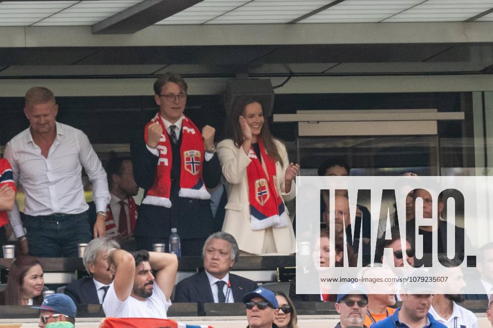 Princess Ingrid Alexandra and Prince Sverre Magnus of Norway celebrate goal scored by Forward Erling Haaland (9) of Norway national team, Nationalteam (not pictured) round of 16 game between Brazil and Norway during FIFA World Cup, WM, Weltmeisterschaft, Fussball 2026 at New York New Jersey Stadium at Rutherford in New Jersey, USA on July 5, 2026. Bronx USA - ZUMAr339 20260705_znp_r339_085