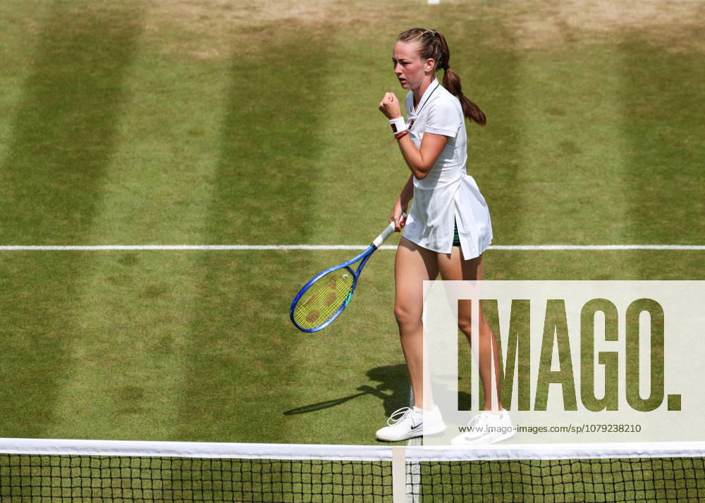 Mika Stojsavljevic (GBR) pumps her fist and celebrates; celebration, emotion, Girls Singles, Girls Singles Tennis, Wimbledon 2026, Grand Slam, ITF, ATP, WTA, AELTC, London, Great Britain