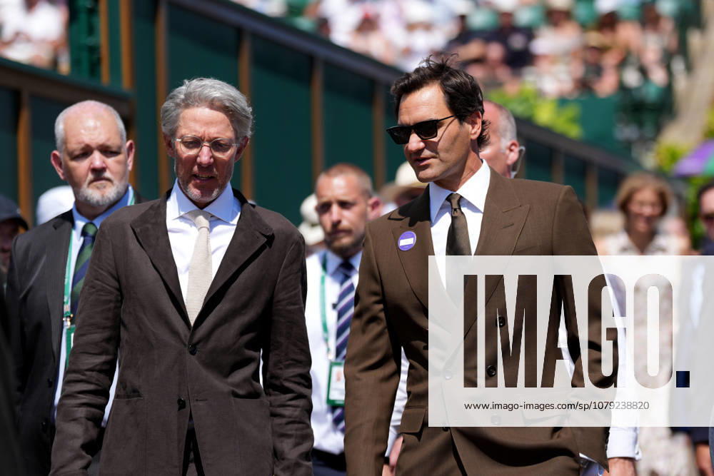 2026-07-06 The Championships - Wimbledon 2026 - Day Eight LONDON, UNITED KINGDOM - JULY 6: Former tennis player Roger Federer walks around the premises during Day Eight of the The Championships - Wimbledon 2026 at All England Lawn Tennis and Croquet Club on July 6, 2026 in London, England. (Photo by Marleen Fouchier BSR Agency) London United Kingdom Content not available for redistribution in The Netherlands directly or indirectly through any third parties.