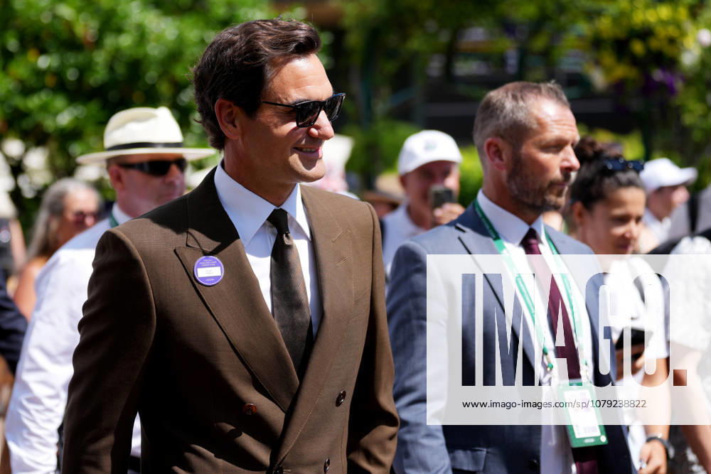 2026-07-06 The Championships - Wimbledon 2026 - Day Eight LONDON, UNITED KINGDOM - JULY 6: Former tennis player Roger Federer walks around the premises during Day Eight of the The Championships - Wimbledon 2026 at All England Lawn Tennis and Croquet Club on July 6, 2026 in London, England. (Photo by Marleen Fouchier BSR Agency) London United Kingdom Content not available for redistribution in The Netherlands directly or indirectly through any third parties.