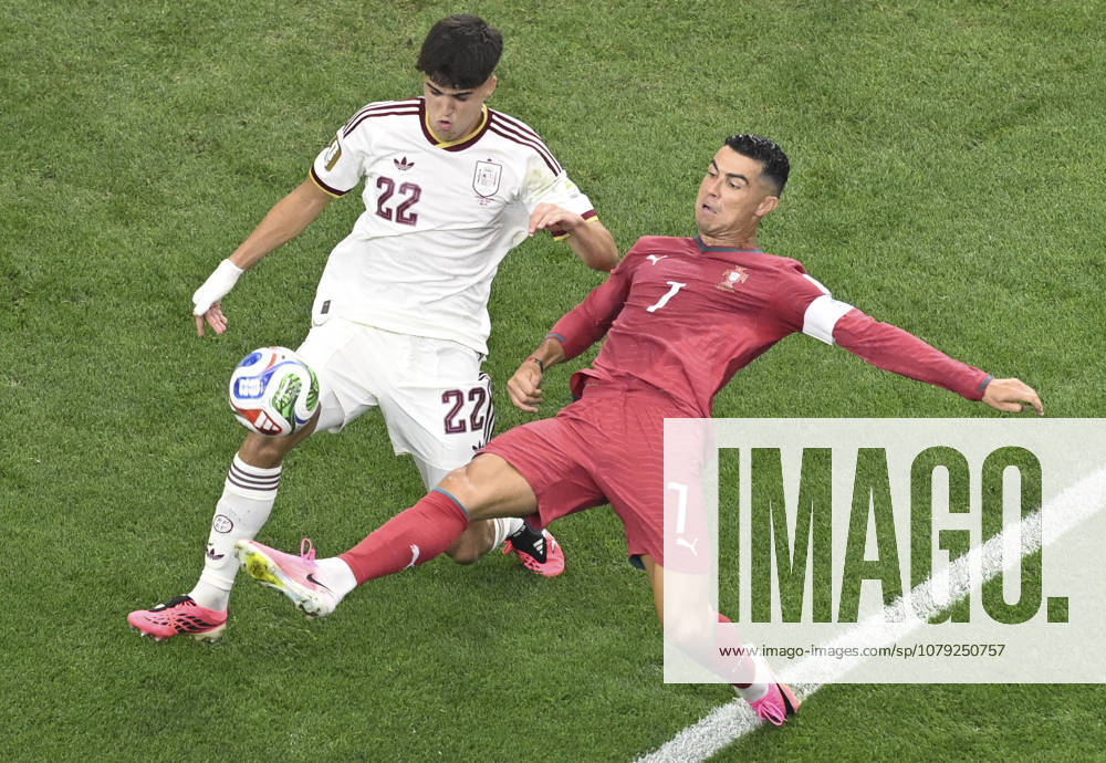 (260707) -- DALLAS, July 7, 2026 -- Cristiano Ronaldo (R) of Portugal vies with Pau Cubarsi of Spain during the round of 16 match between Spain and Portugal at the 2026 FIFA World Cup, WM, Weltmeisterschaft, Fussball at Dallas Stadium in Dallas, the United States, July 6, 2026. ) (SP)U.S.-DALLAS-FOOTBALL-FIFA WORLD CUP-ROUND OF 16-ESP VS POR ChengxMin
