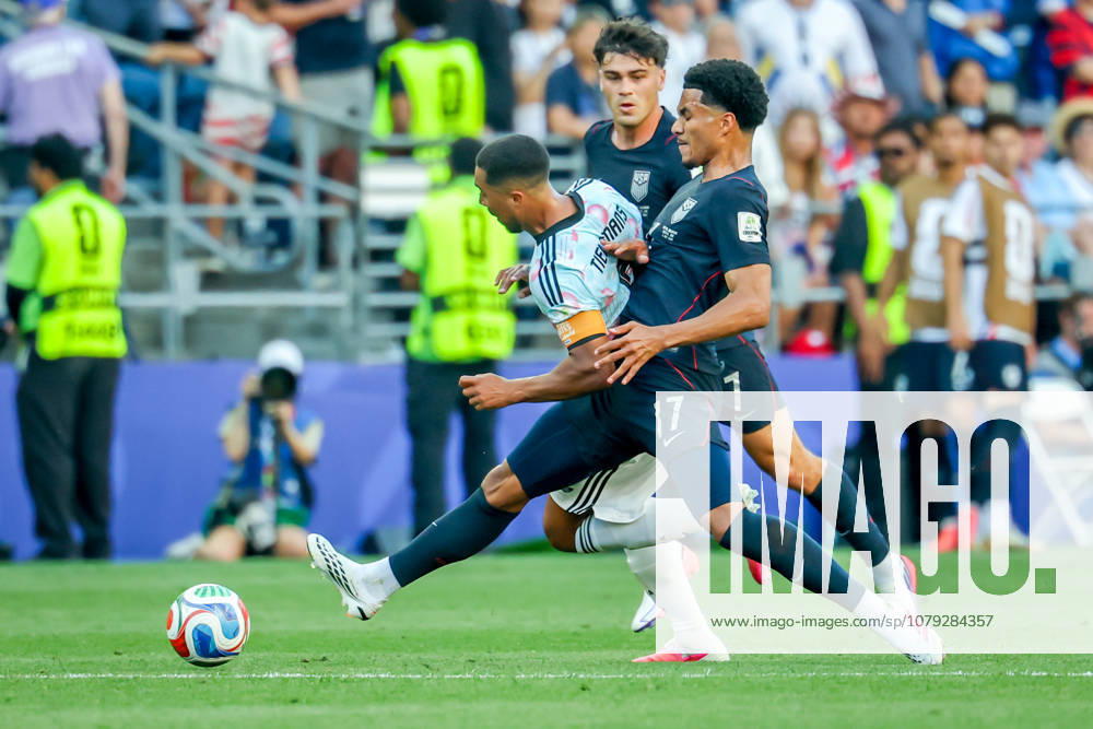 United States of America midfielder Malik Tillman (17) and Belgium midfielder Youri Tielemans (8) during the match between USA and Belgium in the World Cup 2026 at Seattle Stadium, Seattle, Washington Seattle USA - ZUMAj111 20260706_zsp_j111_063