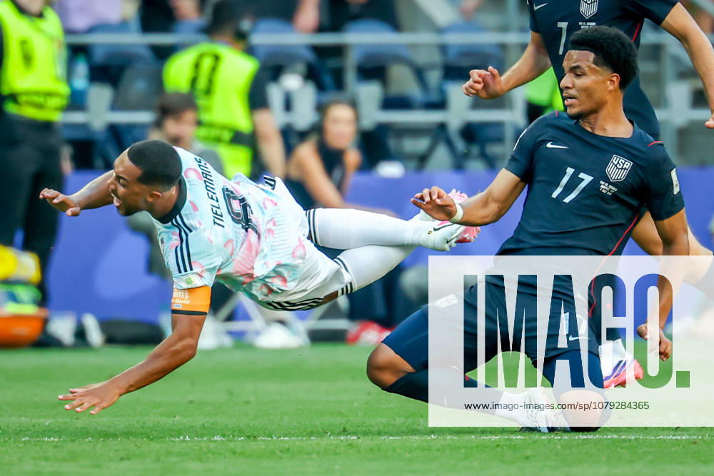 United States of America midfielder Malik Tillman (17) and Belgium midfielder Youri Tielemans (8) during the match between USA and Belgium in the World Cup 2026 at Seattle Stadium, Seattle, Washington Seattle USA - ZUMAj111 20260706_zsp_j111_065
