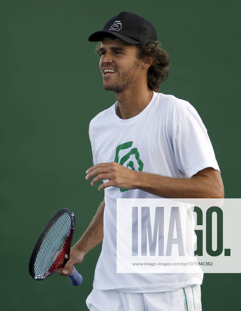 USA TENNIS PACIFIC LIFE OPEN Gustavo Kuerten of Brazil epa00950655 Gustavo Kuerten of Brazil during practice at the Pacific Life Open tennis in Indian Wells, California Wednesday, 07 March 2007. INDIAN WELLS United States