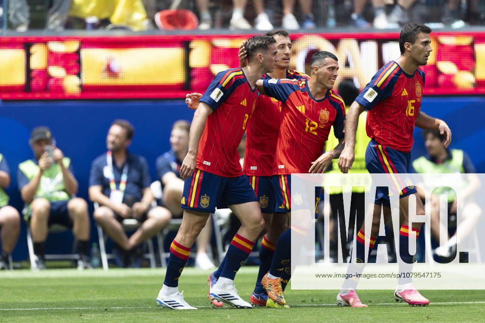 Spain Vs. Belgium FIFA World Cup, WM, Weltmeisterschaft, Fussball quarterfinal soccer match in Los Angeles, USA - 10 Jul 2026 Spain’s Fabian Ruiz (8) celebrates with Spain’s Pedro Porro (12) after scoring against Belgium during the FIFA World Cup quarterfinal soccer match at SoFi Stadium. Los Angeles United States