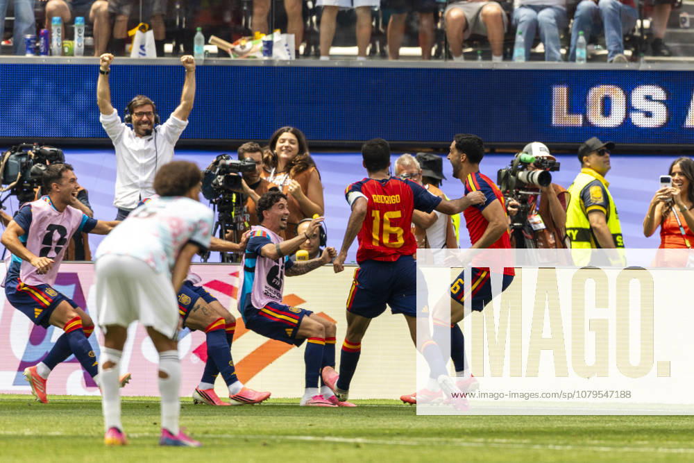 Spain Vs. Belgium FIFA World Cup, WM, Weltmeisterschaft, Fussball quarterfinal soccer match in Los Angeles, USA - 10 Jul 2026 Spain’s Mikel Merino (6) celebrates after scoring against Belgium during the FIFA World Cup quarterfinal soccer match at SoFi Stadium. Los Angeles United States
