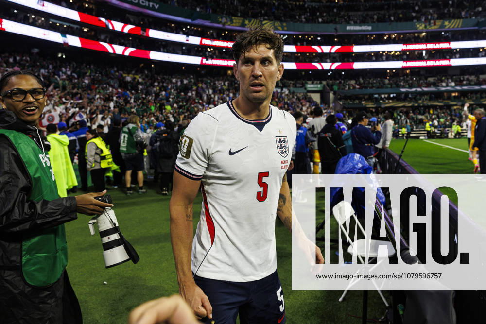 Mexico v England: Round Of 16 - FIFA World Cup, WM, Weltmeisterschaft, Fussball 2026 Mexico City, Mexico - July 5: John Stones of England celebrate after winning the FIFA World Cup 2026 Round Of 16 match between Mexico and England at Mexico City Stadium on July 5, 2026 in Mexico City, Mexico Mexico City Mexico City Stadium Mexico Mexico