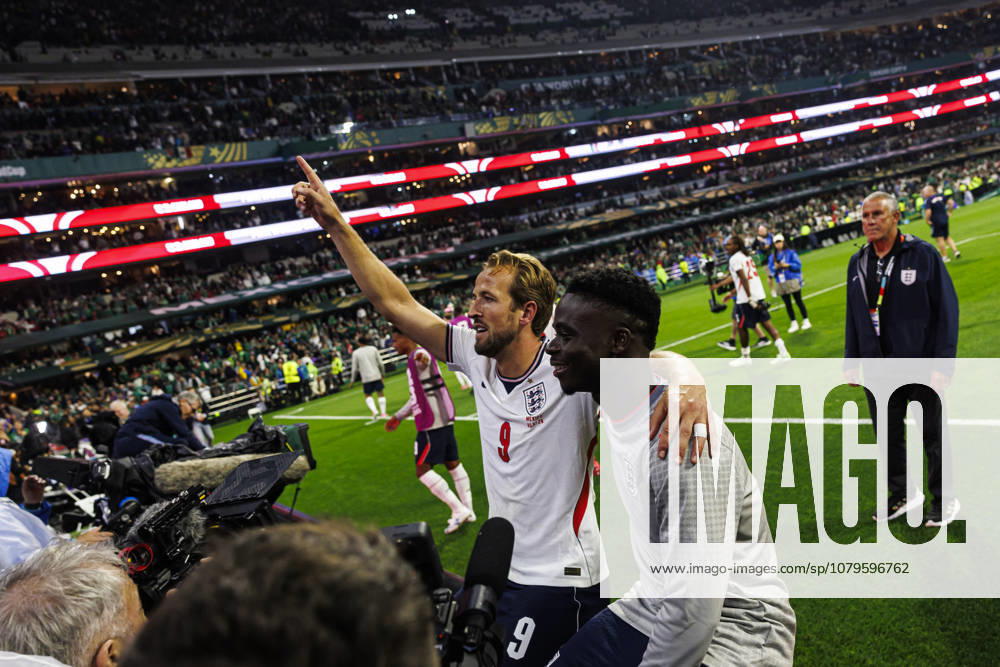 Mexico v England: Round Of 16 - FIFA World Cup, WM, Weltmeisterschaft, Fussball 2026 Mexico City, Mexico - July 5: Harry Kane (L) and Bukayo Saka of England (R) celebrate after winning the FIFA World Cup 2026 Round Of 16 match between Mexico and England at Mexico City Stadium on July 5, 2026 in Mexico City, Mexico Mexico City Mexico City Stadium Mexico Mexico
