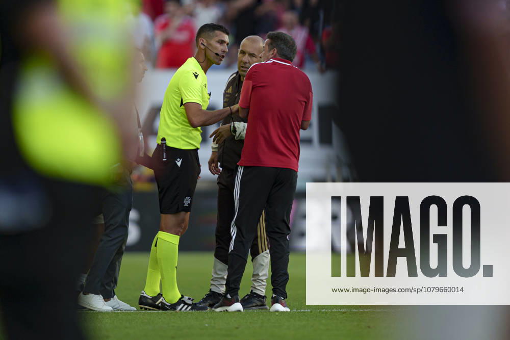 Fabio Verissimo, Leonardo Jardim and Marco Silva seen during International Friendly, Länderspiel, Nationalmannschaft game between teams of SL Benfica and Flamengo RJ (Alexandre Simoes Ball Raw Images) Algarve Estadio Algarve Portugal