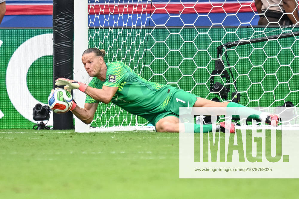 Goalkeeper Orjan Nyland of Norway controls the ball during the 2026 FIFA World Cup quarterfinal match between Norway and England at Miami Stadium on July 11, 2026, in Miami Gardens, United States. Photo by Harry Langer, DeFodi Images