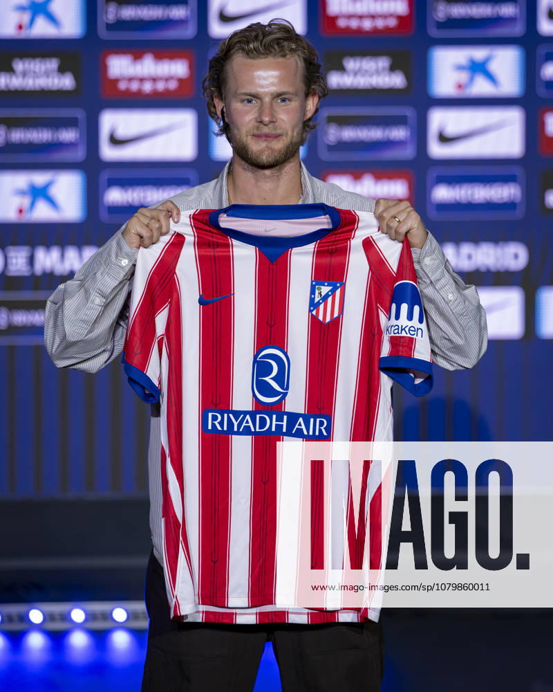 Morten Hjulmand unveiling as new player of Atletico de Madrid Morten Hjulmand poses for a photo showing the club shirt during his unveiling as new player of Atletico de Madrid at Estadio Riyadh Air Metropolitano on July 13, 2026 in Madrid, Spain. Madrid Estadio Riyadh Air Metropolitano Madrid Spain