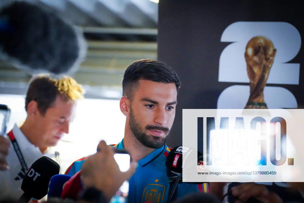 USA Soccer, 2026 FIFA World Cup, World Cup, World Championship, Semifinals, Matchday 1, Media opportunity with the Spanish national team ahead of their semifinal match against France in Dallas, Texas; spotlight on Alex Baena (Alejandro Baena Rodriguez), Spain, during interviews with media representatives