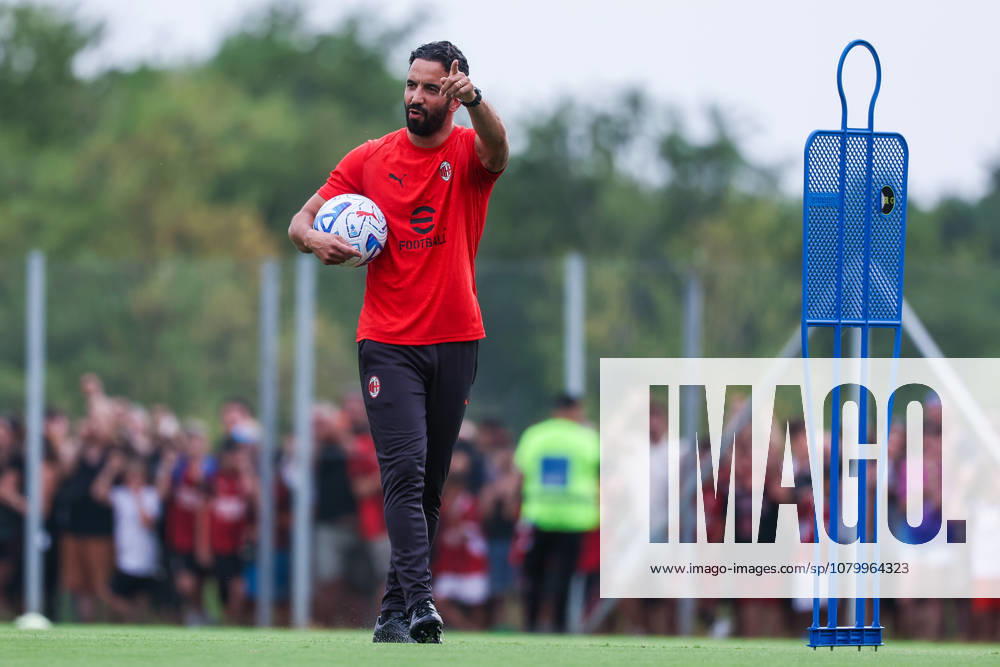 Ruben Amorim Head Coach of AC Milan gestures during Training Session AC Milan 2026 27 at Milanello in Milan, Italy Milan Milanello Milan Italy