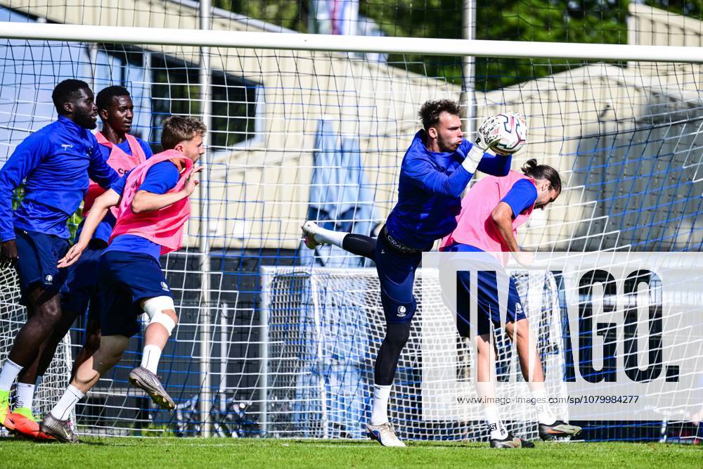 Gent s goalkeeper Kjell Peersman and Gent s Christian Burgess pictured in action during the summer training camp of Belgian first division soccer team KAA Gent in De Lutte, Losser, the Netherlands on Tuesday 14 July 2026, to prepare for the upcoming 2026-2027 season. TOM GOYVAERTS TomxGoyvaerts x181135592x
