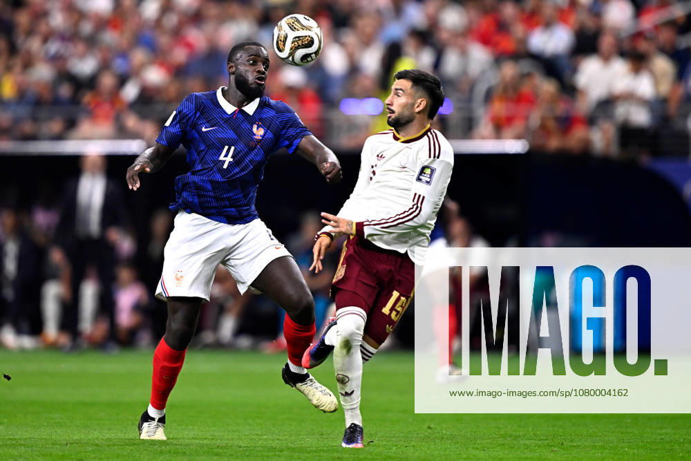 2026-07-14 France v Spain - Semi Final - FIFA World Cup, WM, Weltmeisterschaft, Fussball 2026 ARLINGTON, UNITED STATES - JULY 14: Dayot Upamecano of France, Alex Baena of Spain during the Semi Final - FIFA World Cup 2026 match between France and Spain at Dallas Stadium on July 14, 2026 in Arlington, Texas. (Photo by Pablo Morano BSR Agency) Arlington United States Content not available for redistribution in The Netherlands directly or indirectly through any third parties.