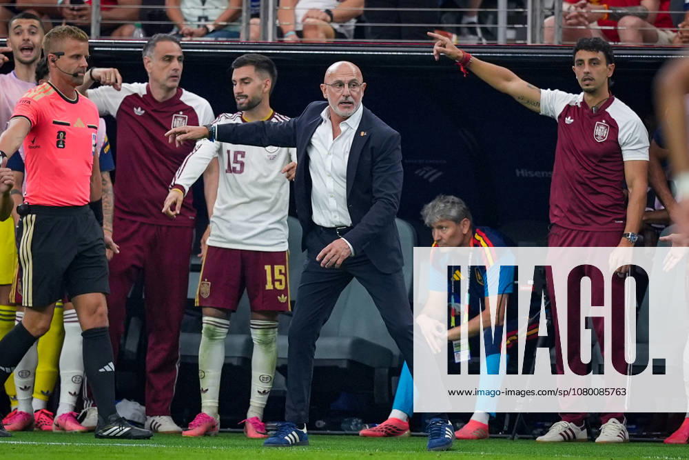 USA Soccer 2026 FIFA World Cup, Semifinal: France vs. Spain, Dallas Stadium in Arlington, Texas; Luis de la Fuente, Spain s coach; gestures, body language, emotion, facial expressions