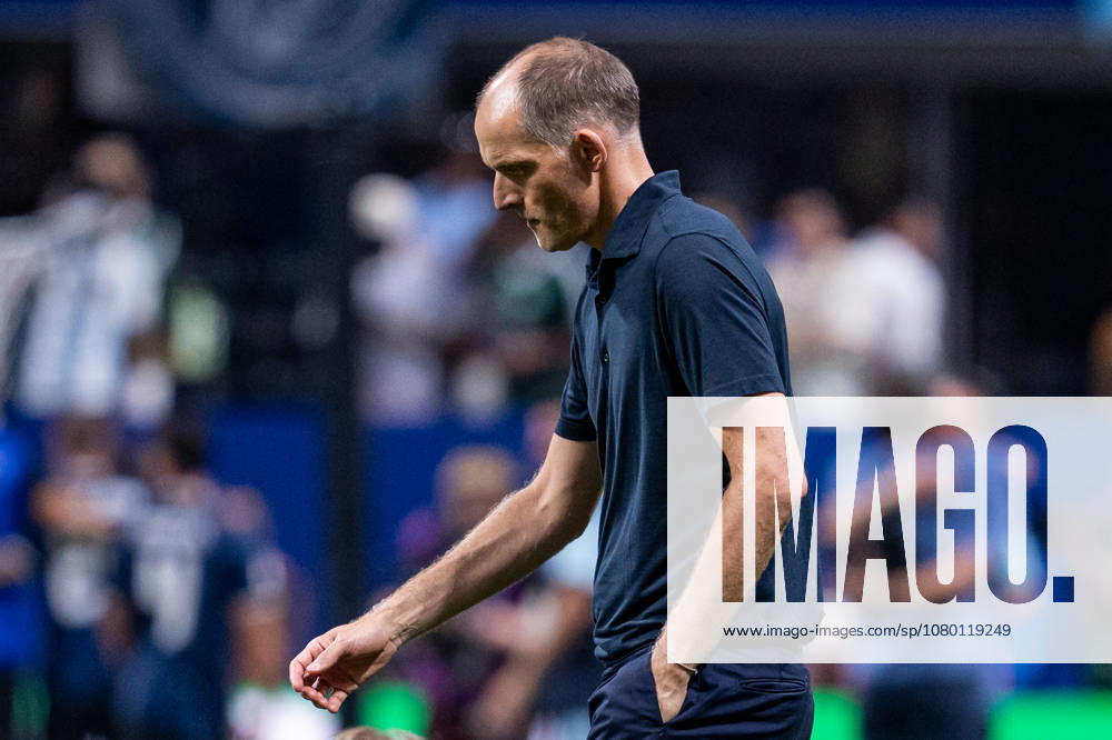 Thomas Tuchel, England s head coach, gestures after the match between England and Argentina in the semi-final of the 2026 FIFA World Cup, WM, Weltmeisterschaft, Fussball held at Mercedes-Benz Stadium in Atlanta, Georgia, United States. Richard Callis Fotoarena (Richard Callis SPP)