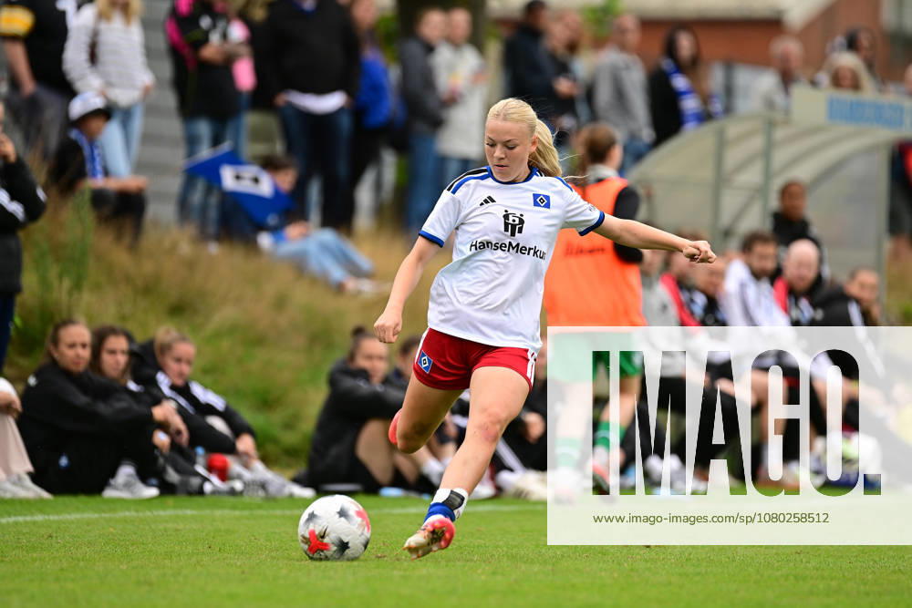 Soccer I Women s I 2026–2027 Season I Friendly Match I Hamburger SV vs. Odense BK Q I July 18, 2026 Lena Joy Martens, 18, Hamburger SV, Volksparkstadion (side field), Hamburg, Germany