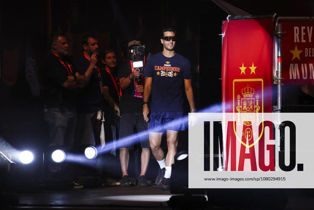 ESP Spain Celebrates 2026 World Cup Champions: Mikel Merino Takes the Stage at Plaza de Cibeles in Madrid, Celebrating with His Teammates After Winning the World Cup Madrid Madrid Spain