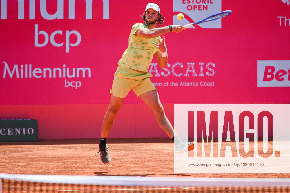 JAIME FARIA in action during the Round of 16 at the Millennium Estoril Open ATP, Tennis Herren tennis tournament at Clube de Tenis do Estoril. Lisbon Portugal - ZUMAr238 20260723_zip_r238_019