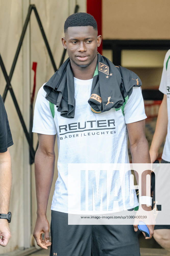 Iaia Manco Danfa, Borussia Mönchengladbach, 39, on her way to the bench; Rot-Weiss Essen vs. Borussia Mönchengladbach, soccer, friendly match, 2026–2027 season, July 25, 2026 DFL DFB regulations prohibit any use of photographs as image sequences and or quasi-video Rot-Weiss Essen vs. Borussia Mönchengladbach, soccer, friendly match, 2026–2027 season, July 25, 2026 Essen