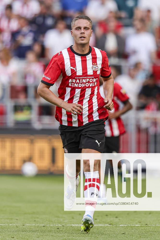 , Philips stadium , season 2026 2027 , pre season friendly match , match between PSV and Villarreal CF , picture shows PSV Player Joey Veerman PSV - Villarreal (friendly) x205200326x