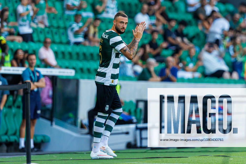 Zeno Debast of Sporting CP seen during Club Friendly Games between teams of Sporting CP and AS Monaco Estadio Jose Alvalade (Luis Loureiro Ball Raw Images PT) Lisboa Estadio Jose Alvalade Portugal