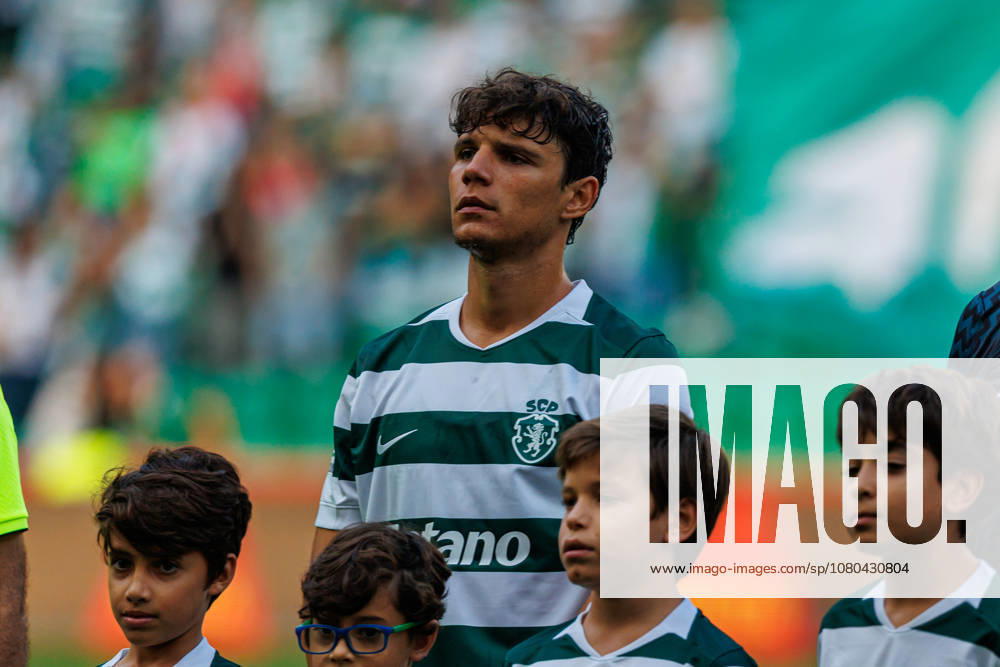 Eduardo Quaresma of Sporting CP seen during Club Friendly Games between teams of Sporting CP and AS Monaco Estadio Jose Alvalade (Luis Loureiro Ball Raw Images PT) Lisboa Estadio Jose Alvalade Portugal