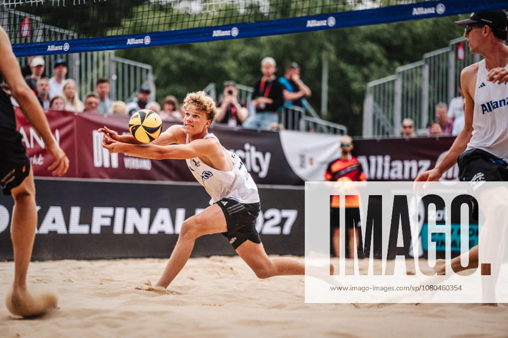 Men s Beach Volleyball Allianz German Beach Club Finals The 2026 Finals in Hanover: Eintracht Spontent Düsseldorf vs. Hauptstadt Beacher Berlin, July 26, 2026, Tamo Wüst, Opernplatz, Hanover, Lower Saxony, Germany