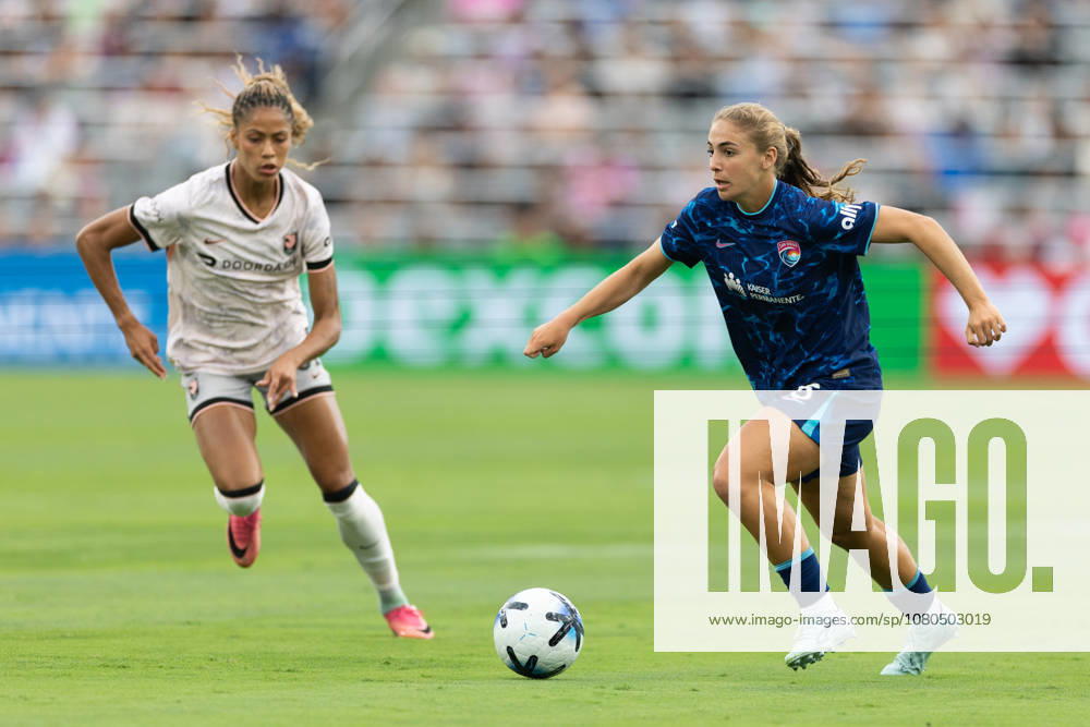 SAN DIEGO, CA - JULY 11: San Diego Wave FC midfielder Kimmi Ascanio (8) controls the ball during a NWSL match between Angel City FC and San Diego Wave FC on July 11, 2026 at Snapdragon Stadium in San Diego, CA. (Photo by Karl Anderson Icon Sportswire) SOCCER: JUL 11 NWSL SD Wave vs Angel City FC Icon272260711005