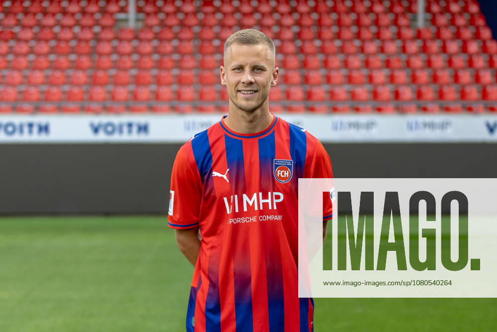 Adrian Beck, 1 FC Heidenheim, 21, GER, 1 FC Heidenheim, soccer, 2. Bundesliga, photo shoot 2026–2027, July 29, 2026, DFL and DFB regulations prohibit any use of photographs as image sequences and or quasi-video, GER, 1 FC Heidenheim, soccer, 2. Bundesliga, portrait session 2026–2027, July 29, 2026, Heidenheim