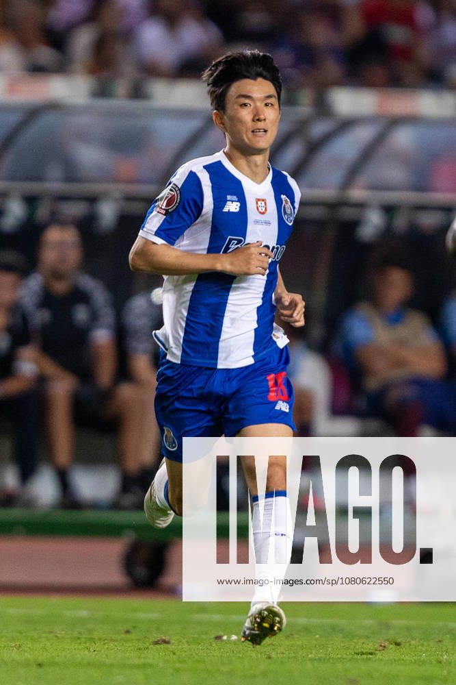 Coimbra, August 1 - Hwang Inbeom of FC Porto is seen during the FC Porto x SCU Torreense match for the Supertaca Candido de Oliveira Placard 2026 Final at Estadio Cidade de Coimbra on August 1 of 2026 Coimbra Portugal - ZUMAl192 20260801_zsp_l192_039