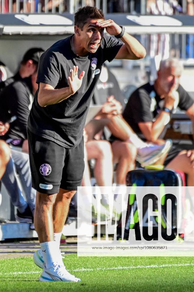 Coach Marcel Rapp, St. Pauli, Germany, Hamburg, Millerntor, soccer, 2. Bundesliga, friendly, FC St. Pauli vs. Real Club Deportivo de A Coruna